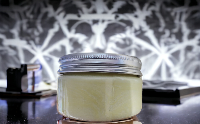 Crème Naturelle au Safran - Hydratation Profonde et Soins Réparateurs